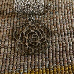 3.5" Antiqued T Holder with Floral Dangle Tube Ring Slide for scarf holder